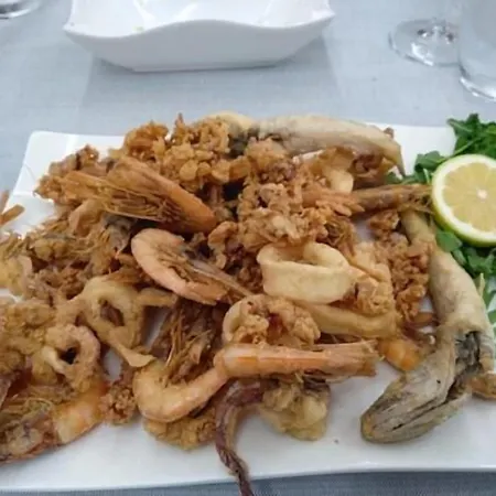 Brezza Marina & Ristorante Shoreline 4*