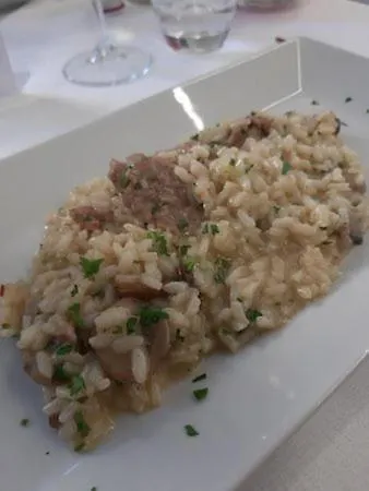 לינה וארוחת בוקר Brezza Marina & Ristorante Shoreline פוצאלו