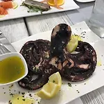 Brezza Marina & Ristorante Shoreline B&B 4*