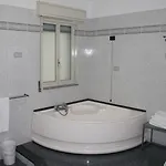 B&B Brezza Marina & Ristorante Shoreline 4*