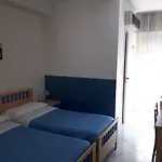 Brezza Marina & Ristorante Shoreline B&B