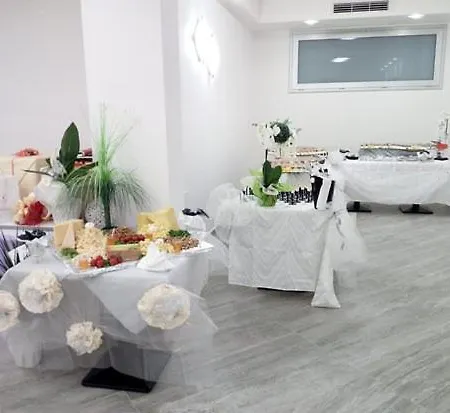 فندق مبيت وإفطار مبيت وإفطار بريزا مارينا بوزالو