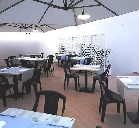 مبيت وإفطار بريزا مارينا بوزالو