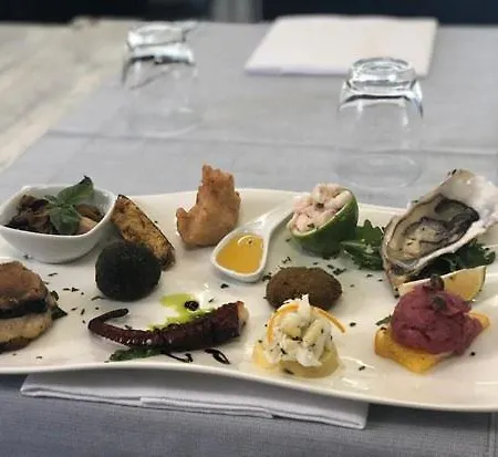 Brezza Marina & Ristorante Shoreline 3*