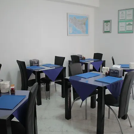 Brezza Marina & Ristorante Shoreline Panzió Pozzallo